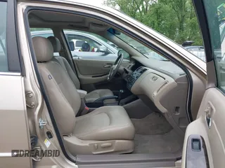 2002 Honda Accord EX z VIN 1HGCG16582A073438, wystawiony jako IAAI lot #42109802 z przebiegiem 172 379 mil mil oraz . Historia ofert i sprzedaży dostępna na DreamBid. Obrazek 5.
