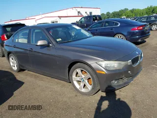2014 BMW 3 Series 328i xDrive с VIN WBA3B5C53EP543978, выставлен на аукционе IAAI как лот 42538498 с пробегом 194 826 миль миль и . История ставок и продаж доступна на DreamBid. Изображение 1.