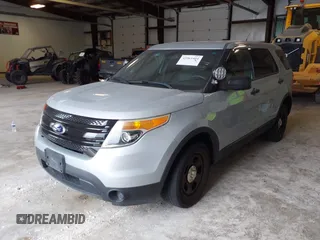2013 Ford Police Interceptor Utility z VIN 1FM5K8AR8DGA68521, wystawiony jako IAAI lot #42063404 z przebiegiem 84 716 mil mil oraz . Historia ofert i sprzedaży dostępna na DreamBid. Obrazek 6.
