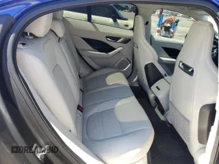 2019 Jaguar I-Pace HSE z VIN SADHD2S15K1F70556, wystawiony jako Copart lot #67559694 z przebiegiem 22 992 mil mil oraz Szkoda całkowita • Salvage title. Historia ofert i sprzedaży dostępna na DreamBid. Obrazek 11.