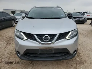 2017 Nissan Rogue SL with VIN JN1BJ1CP4HW031123, listed as a Copart auction lot 51189205 with 44,720 mi miles and Clean title. Bid and sale history available at DreamBid. Image 5.