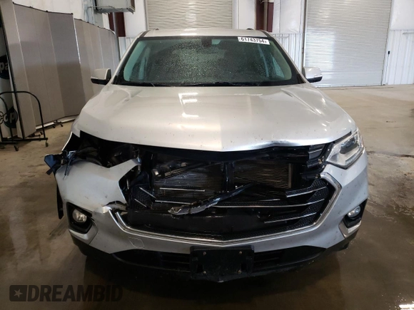 2019 Chevrolet Traverse LT Cloth with VIN 1GNEVGKW3KJ211988, listed as a Copart auction lot 61743754 with 121,679 mi miles and Salvage Title. Bid and sale history available at carsss.com. Image 5.