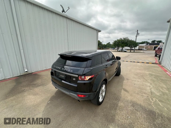 2013 Land Rover Range Rover Evoque Pure Plus z VIN SALVP2BG7DH841398, wystawiony jako Copart lot #59821915 z przebiegiem 182 397 mil mil oraz Czysty tytuł • Clean title. Historia ofert i sprzedaży dostępna na DreamBid. Obrazek 4.