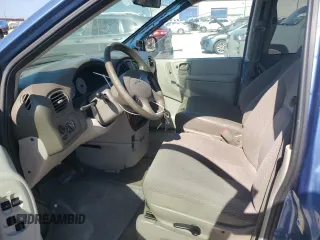 2007 Chrysler Town & Country with VIN 1A4GJ45R37B201913, listed as a Copart auction lot 67544904 with 178,863 mi miles and Clean Title. Bid and sale history available at DreamBid. Image 7.