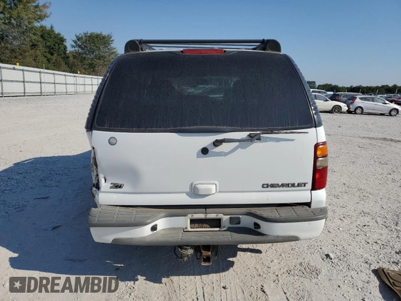 2003 Chevrolet Tahoe Z71 with VIN 1GNEK13Z23R205780, listed as a Copart auction lot 71045034 with 294,759 mi miles and Salvage Title. Bid and sale history available at carsss.com. Image 6.