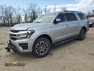 2023 Ford Expedition Max XLT with VIN 1FMJK1J88PEA16822, listed as a Copart auction lot 49968015 with 70,176 mi miles and Non Repairable. Bid and sale history available at DreamBid. Image 1.