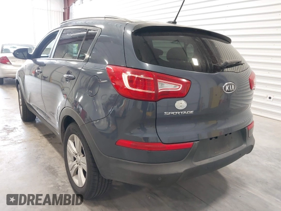 2011 Kia Sportage LX z VIN KNDPBCA21B7152695, wystawiony jako IAAI lot #41877774 z przebiegiem 306 540 mil mil oraz . Historia ofert i sprzedaży dostępna na DreamBid. Obrazek 3.