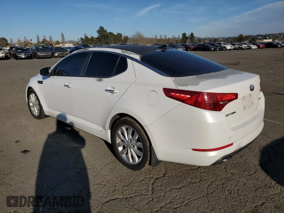 2013 Kia Optima EX z VIN 5XXGN4A70DG213912, wystawiony jako Copart lot #46849165 z przebiegiem Nie podano mil oraz Szkoda całkowita • Salvage title. Historia ofert i sprzedaży dostępna na DreamBid. Obrazek 2.