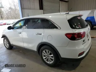2020 Kia Sorento LX V6 with VIN 5XYPGDA53LG631156, listed as a Copart auction lot 44070025 with 114,084 mi miles and Salvage Title. Bid and sale history available at carsss.com. Image 2.