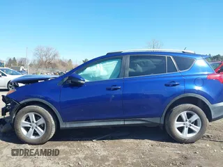 2014 Toyota RAV4 XLE with VIN 2T3RFREV4EW209162, listed as a IAAI auction lot 41802853 with 101,618 mi miles. Bid and sale history available at carsss.com. Image 14.