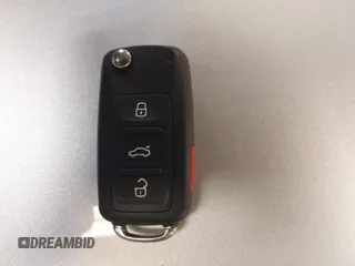 2016 Volkswagen Passat SE z VIN 1VWBT7A30GC020823, wystawiony jako IAAI lot #42204074 z przebiegiem 87 784 mil mil oraz . Historia ofert i sprzedaży dostępna na DreamBid. Obrazek 11.