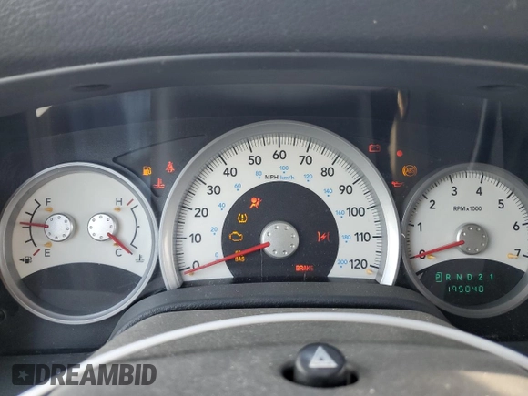 2007 Dodge Durango SLT z VIN 1D8HB482X7F562216, wystawiony jako Copart lot #51259715 z przebiegiem 195 040 mil mil oraz Czysty tytuł • Clean title. Historia ofert i sprzedaży dostępna na DreamBid. Obrazek 9.