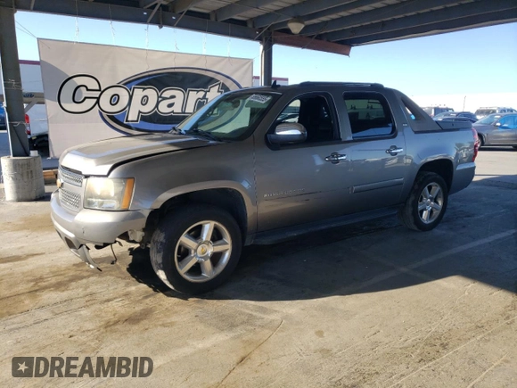 2008 Chevrolet Avalanche LTZ with VIN 3GNFK12368G120384, listed as a Copart auction lot 55660555 with 228,686 mi miles and Clean Title. Bid and sale history available at carsss.com. Image 1.