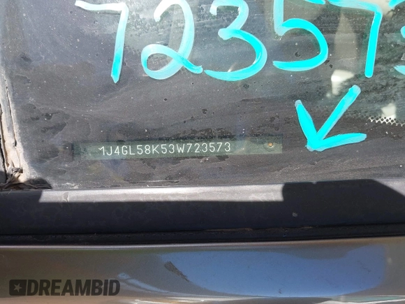 2003 Jeep Liberty Limited with VIN 1J4GL58K53W723573, listed as a IAAI auction lot 40490439 with Not Provided miles and . Bid and sale history available at carsss.com. Image 9.