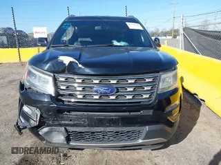 2016 Ford Explorer XLT with VIN 1FM5K7DH5GGC34303, listed as a IAAI auction lot 41776795 with 71,375 mi miles. Bid and sale history available at carsss.com. Image 11.