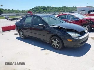 2003 Ford Focus SE z VIN 1FAFP34P83W150783, wystawiony jako IAAI lot #42319653 z przebiegiem Nie podano mil oraz . Historia ofert i sprzedaży dostępna na DreamBid. Obrazek 1.