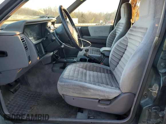 1993 Jeep Grand Cherokee Laredo with VIN 1J4GZ58S4PC580315, listed as a Copart auction lot 85105304 with 202,460 mi miles and Clean Title. Bid and sale history available at carsss.com. Image 7.