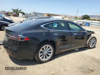 2016 Tesla Model S 70 with VIN 5YJSA1E12GF170238, listed as a Copart auction lot 60258355 with 47,163 mi miles and Salvage title. Bid and sale history available at DreamBid. Image 3.