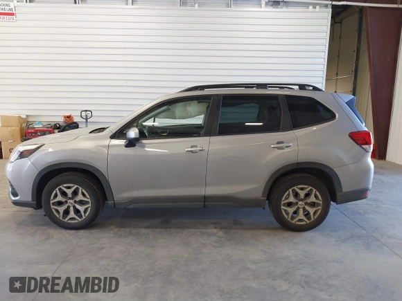2023 Subaru Forester Premium with VIN JF2SKADC0PH468661, listed as a IAAI auction lot 41673790 with 10,194 mi miles. Bid and sale history available at carsss.com. Image 14.