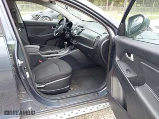 2013 Kia Sportage LX with VIN KNDPB3A22D7423234, listed as a IAAI auction lot 41913072 with 165810 miles. Bid and sale history available at carsss.com. Image 5.