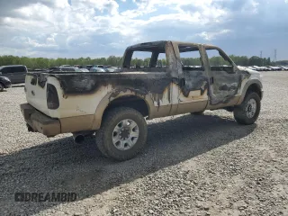 2011 Ford F-250 XL z VIN 1FT7W2BT7BEB36258, wystawiony jako Copart lot #52615025 z przebiegiem Nie podano mil oraz Nie do naprawy • Non repairable. Historia ofert i sprzedaży dostępna na DreamBid. Obrazek 3.