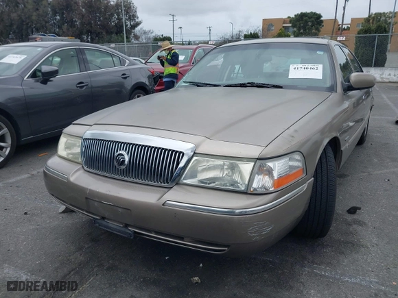 2004 Mercury Grand Marquis LS Premium with VIN 2MEFM75W44X604564, listed as a IAAI auction lot 41740462 with 119,693 mi miles. Bid and sale history available at carsss.com. Image 18.