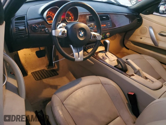 2008 BMW Z4 3.0si with VIN 4USBU53578LX04489, listed as a Copart auction lot 80902064 with 54,305 mi miles and Salvage Title. Bid and sale history available at carsss.com. Image 8.
