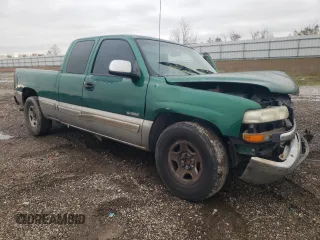 2000 Chevrolet Silverado 1500 LS with VIN 2GCEC19V8Y1349392, listed as a Copart auction lot 88046875 with 0 mi miles and Salvage Title. Bid and sale history available at carsss.com. Image 4.