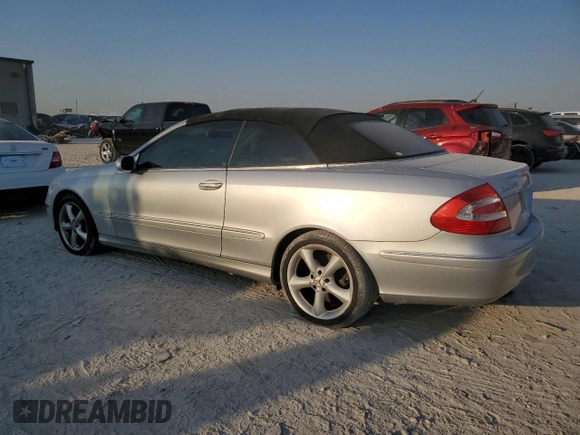 2005 Mercedes-Benz CLK 320 z VIN WDBTK65G15T047512, wystawiony jako Copart lot #75452814 z przebiegiem 131 655 mil mil oraz Czysty tytuł • Clean title. Historia ofert i sprzedaży dostępna na DreamBid. Obrazek 2.
