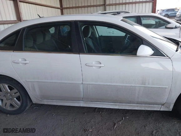 2011 Chevrolet Impala LT Fleet with VIN 2G1WG5EK1B1293887, listed as a IAAI auction lot 41483409 with 132,715 mi miles. Bid and sale history available at carsss.com. Image 13.