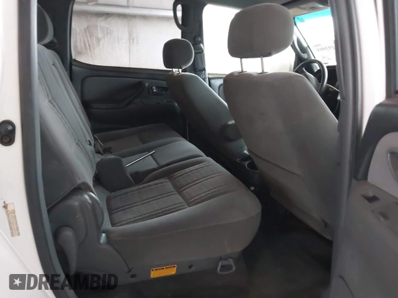 2004 Toyota Tundra SR5 with VIN 5TBET34104S449501, listed as a IAAI auction lot 42193999 with 278,818 mi miles and . Bid and sale history available at DreamBid. Image 8.