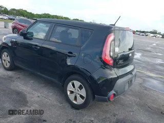 2015 Kia Soul z VIN KNDJN2A29F7164073, wystawiony jako IAAI lot #42484727 z przebiegiem 143 827 mil mil oraz . Historia ofert i sprzedaży dostępna na DreamBid. Obrazek 3.