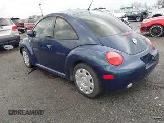 1999 Volkswagen Beetle GLS with VIN 3VWCA21C9XM417149, listed as a IAAI auction lot 41690669 with 147,897 mi miles and . Bid and sale history available at DreamBid. Image 3.