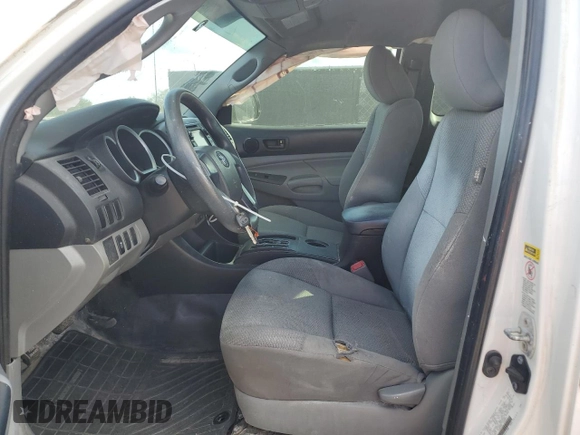 2013 Toyota Tacoma PreRunner with VIN 5TFTU4GN6DX041921, listed as a Copart auction lot 44636685 with 209,818 mi miles and Clean Title. Bid and sale history available at carsss.com. Image 7.