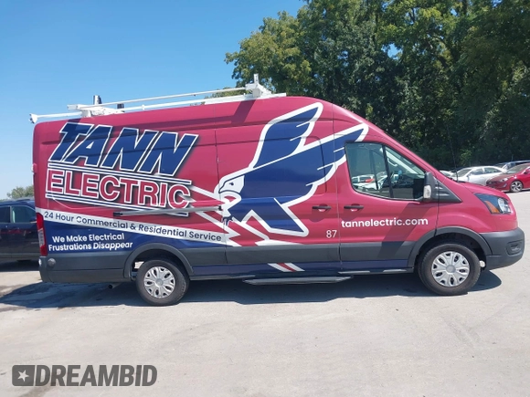 2020 Ford Transit Cargo with VIN 1FTBW3X8XLKB01219, listed as a IAAI auction lot 40268320 with 53,863 mi miles and . Bid and sale history available at DreamBid. Image 13.