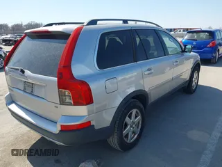 2007 Volvo XC90 I6 with VIN YV4CY982X71359986, listed as a IAAI auction lot 41764565 with 199,208 mi miles. Bid and sale history available at carsss.com. Image 4.