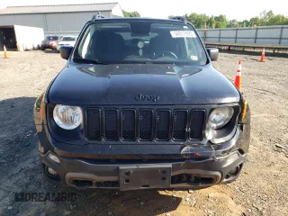 2020 Jeep Renegade Sport z VIN ZACNJBAB5LPL03043, wystawiony jako Copart lot #54917695 z przebiegiem 240 889 mil mil oraz Szkoda całkowita • Salvage title. Historia ofert i sprzedaży dostępna na DreamBid. Obrazek 5.