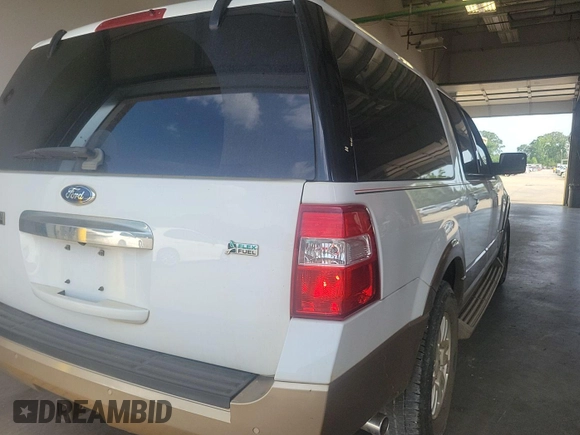 2014 Ford Expedition Max XLT z VIN 1FMJK1J50EEF16315, wystawiony jako IAAI lot #42734095 z przebiegiem 228 809 mil mil oraz . Historia ofert i sprzedaży dostępna na DreamBid. Obrazek 13.