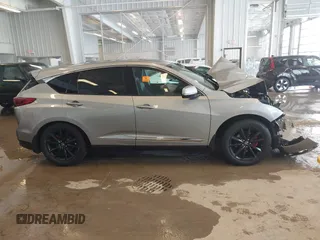 2019 Acura RDX with VIN 5J8TC2H38KL028064, listed as a IAAI auction lot 41592631 with 1 mi miles. Bid and sale history available at carsss.com. Image 14.
