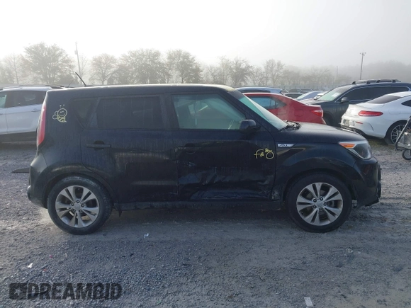 2016 Kia Soul + z VIN KNDJP3A57G7349721, wystawiony jako IAAI lot #41881529 z przebiegiem 145 484 mil mil oraz . Historia ofert i sprzedaży dostępna na DreamBid. Obrazek 13.