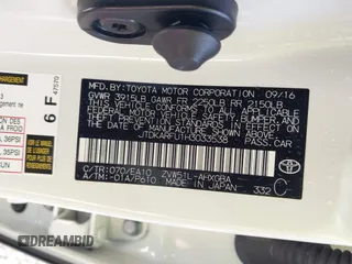 2017 Toyota Prius Two z VIN JTDKARFU1H3033538, wystawiony jako IAAI lot #42362770 z przebiegiem 74 671 mil mil oraz . Historia ofert i sprzedaży dostępna na DreamBid. Obrazek 9.
