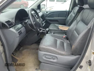 2006 Honda Odyssey Touring z VIN 5FNRL38886B000011, wystawiony jako Copart lot #57399225 z przebiegiem 256 217 mil mil oraz Szkoda całkowita • Salvage title. Historia ofert i sprzedaży dostępna na DreamBid. Obrazek 7.