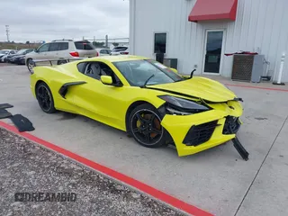 2020 Chevrolet Corvette 3LT z VIN 1G1Y82D49L5111795, wystawiony jako IAAI lot #42181431 z przebiegiem 22 282 mil mil oraz . Historia ofert i sprzedaży dostępna na DreamBid. Obrazek 1.