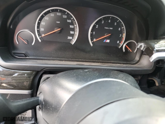 2015 BMW M5 with VIN WBSFV9C5XFD595229, listed as a Copart auction lot 63020514 with 0 mi miles and Salvage Title. Bid and sale history available at carsss.com. Image 9.