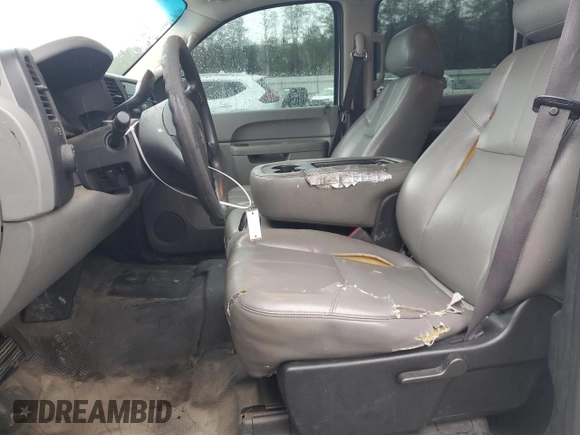 2011 Chevrolet Silverado 1500 with VIN 3GCPCPEA5BG262692, listed as a Copart auction lot 44377155 with 218,465 mi miles and Salvage Title. Bid and sale history available at DreamBid. Image 7.