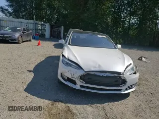 2013 Tesla Model S Performance with VIN 5YJSA1DP1DFP22426, listed as a Copart auction lot 66045915 with 88,757 mi miles and Salvage title. Bid and sale history available at DreamBid. Image 15.