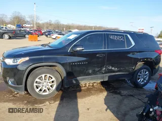 2020 Chevrolet Traverse LT Cloth with VIN 1GNERGKW0LJ315991, listed as a IAAI auction lot 41770732 with 70,433 mi miles. Bid and sale history available at carsss.com. Image 14.