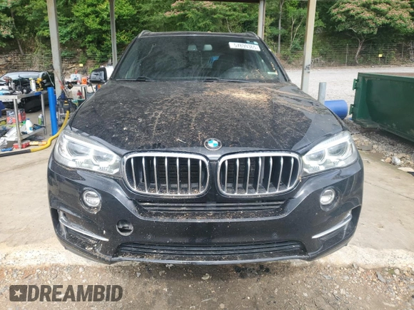 2017 BMW X5 xDrive35i z VIN 5UXKR0C50H0U53714, wystawiony jako Copart lot #57899365 z przebiegiem 124 846 mil mil oraz Szkoda całkowita • Salvage title. Historia ofert i sprzedaży dostępna na DreamBid. Obrazek 5.