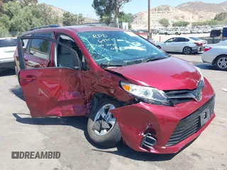 2020 Toyota Sienna LE Auto Access Seat с VIN 5TDKZ3DC7LS060864, выставлен на аукционе IAAI как лот 42518168 с пробегом 58 724 миль миль и . История ставок и продаж доступна на DreamBid. Изображение 1.