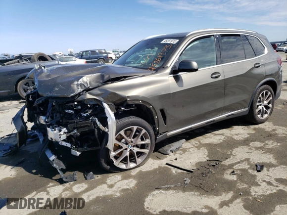 2022 BMW X5 xDrive40i with VIN 5UXCR6C01N9M94890, listed as a Copart auction lot 45261973 with Not Provided miles. Bid and sale history available at carsss.com. Image 1.